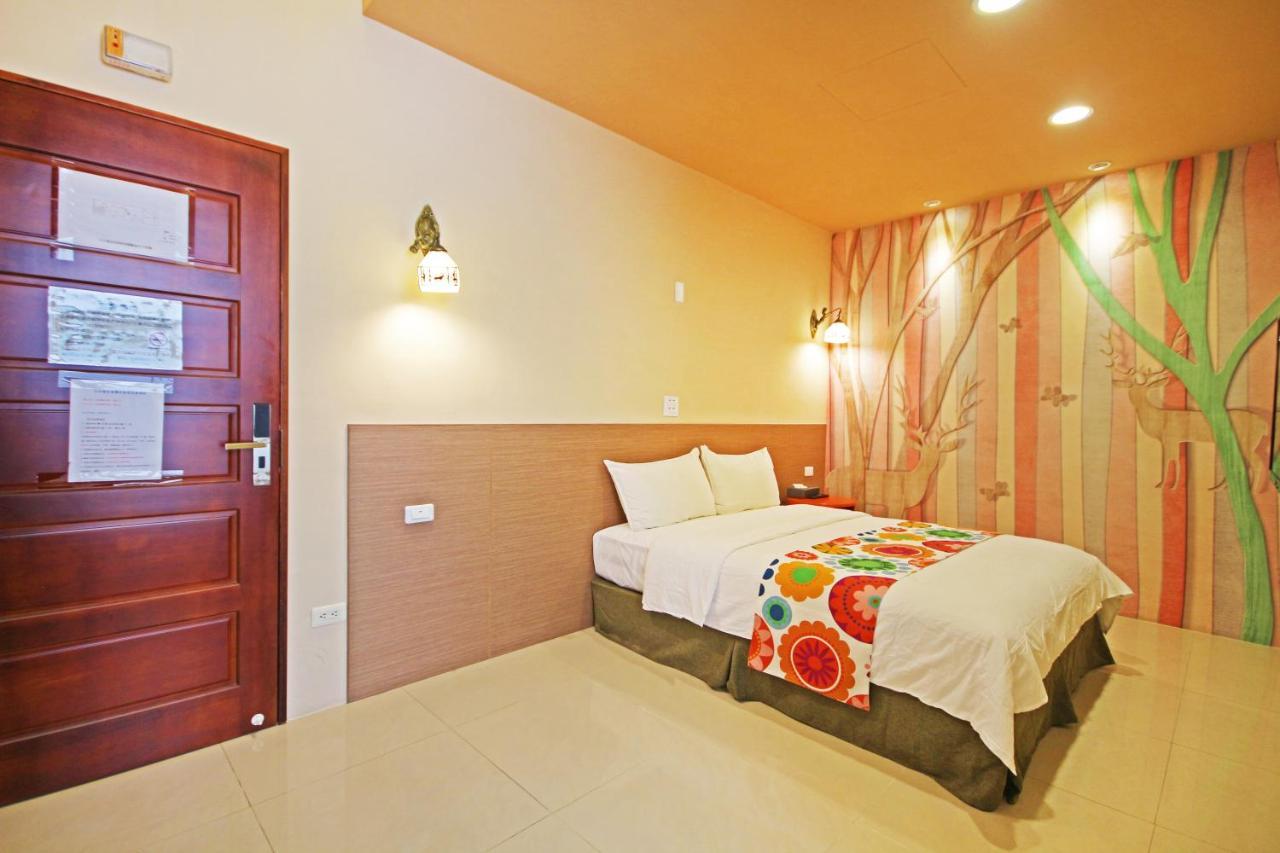 Fun Trip - Little Castle & Oscar B&B Taitung Ngoại thất bức ảnh