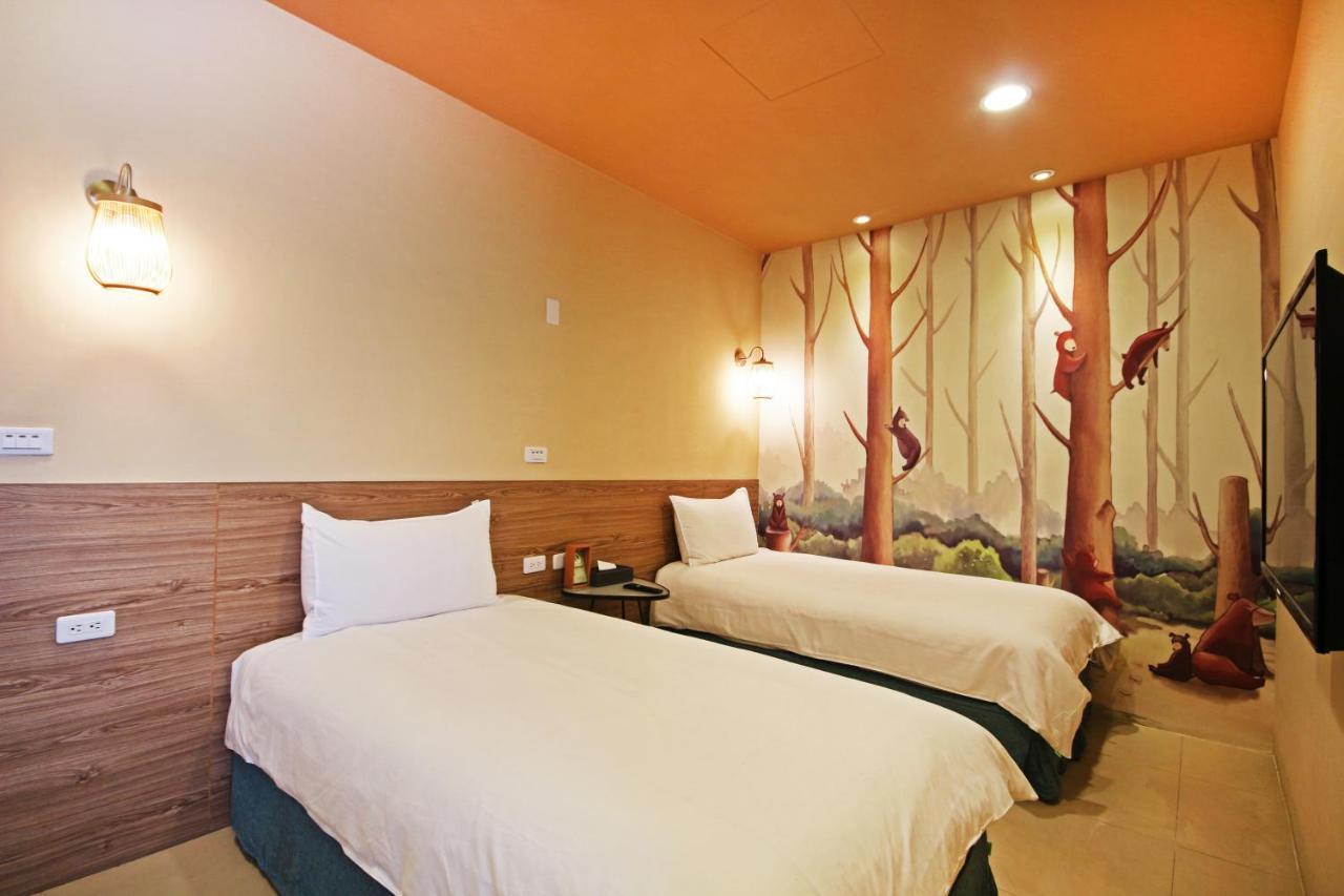 Fun Trip - Little Castle & Oscar B&B Taitung Ngoại thất bức ảnh