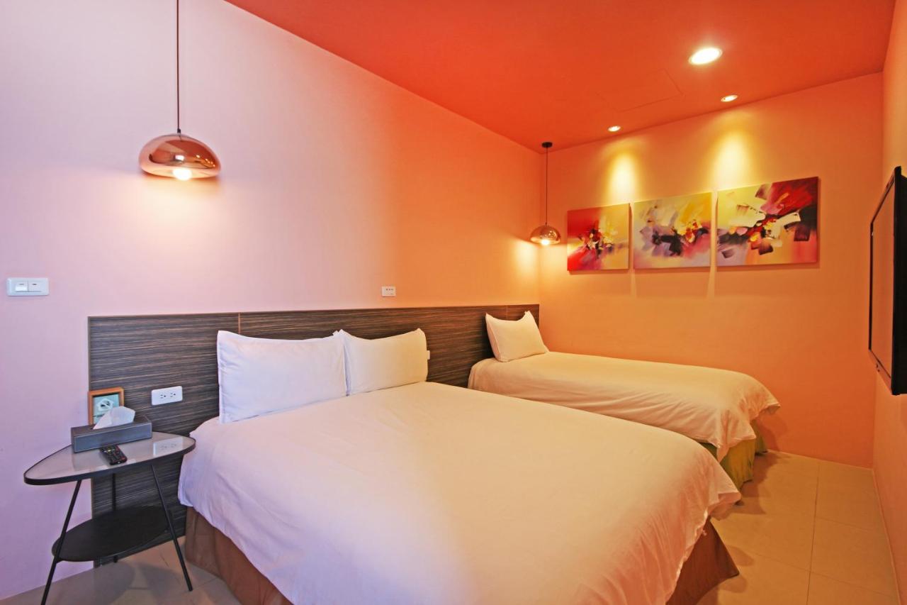 Fun Trip - Little Castle & Oscar B&B Taitung Ngoại thất bức ảnh