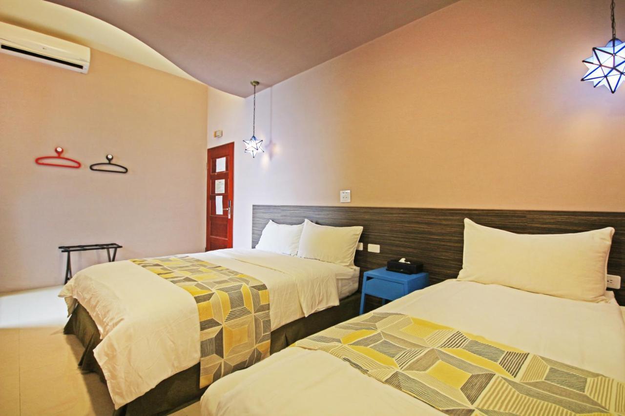 Fun Trip - Little Castle & Oscar B&B Taitung Ngoại thất bức ảnh