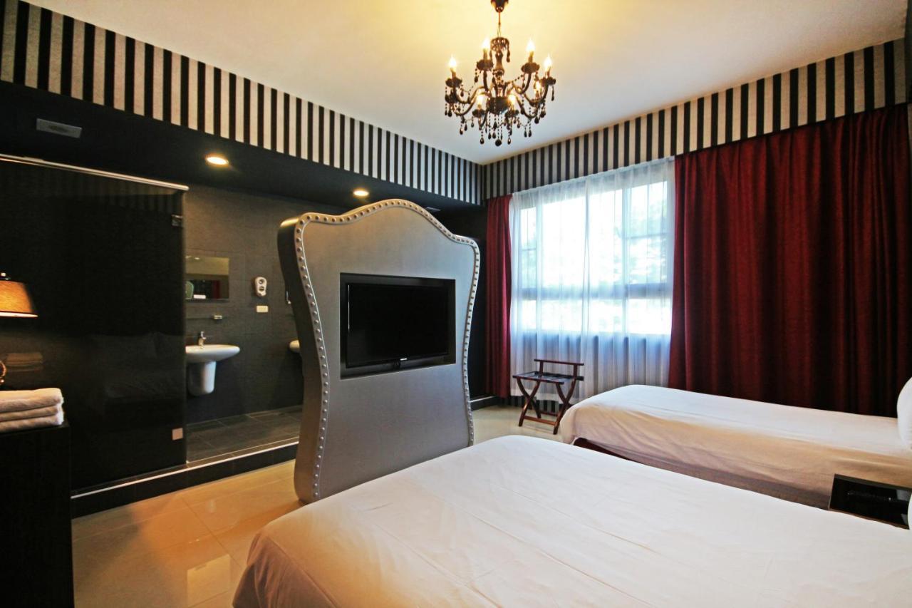 Fun Trip - Little Castle & Oscar B&B Taitung Ngoại thất bức ảnh