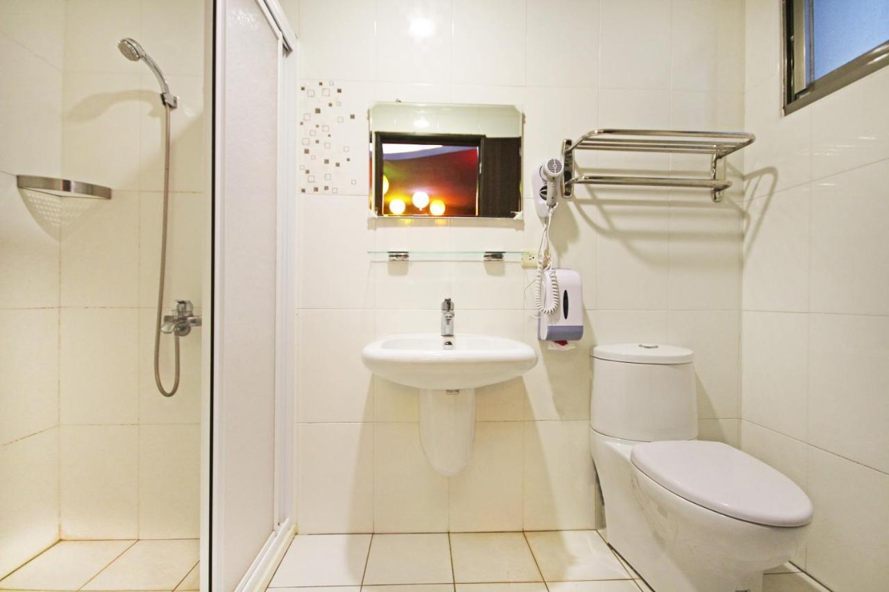 Fun Trip - Little Castle & Oscar B&B Taitung Ngoại thất bức ảnh