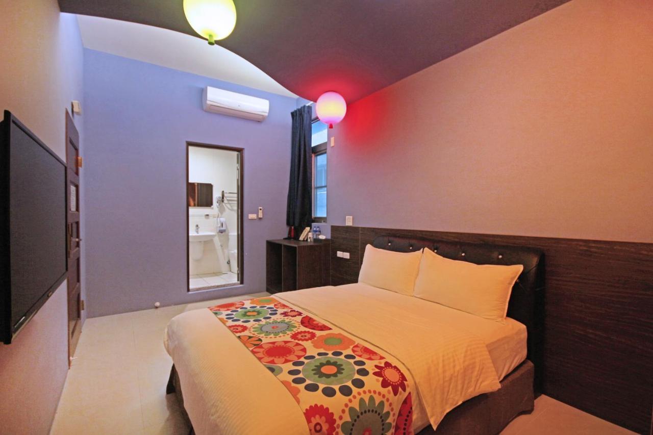 Fun Trip - Little Castle & Oscar B&B Taitung Ngoại thất bức ảnh