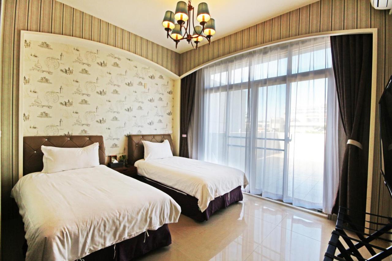 Fun Trip - Little Castle & Oscar B&B Taitung Ngoại thất bức ảnh